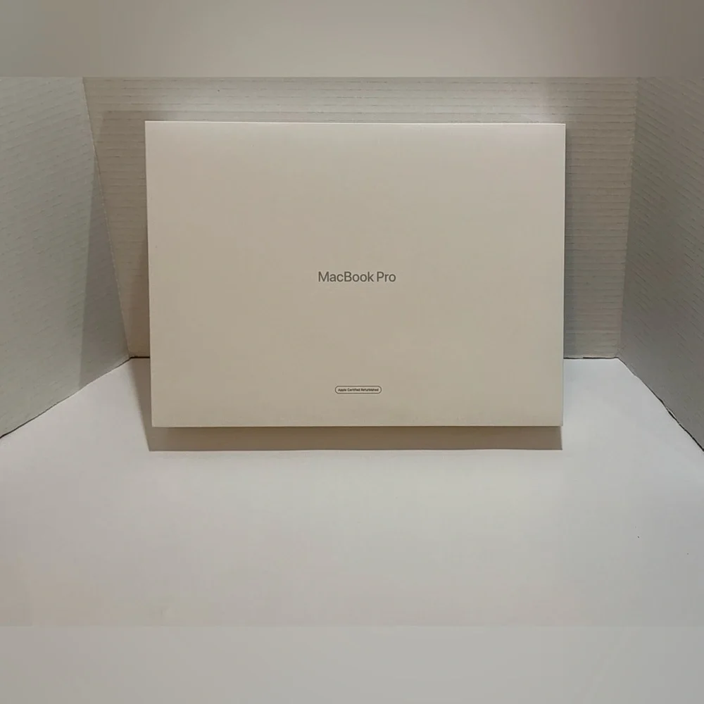 Apple MacBook Pro 13 inch Laptop box EMPTY A2338